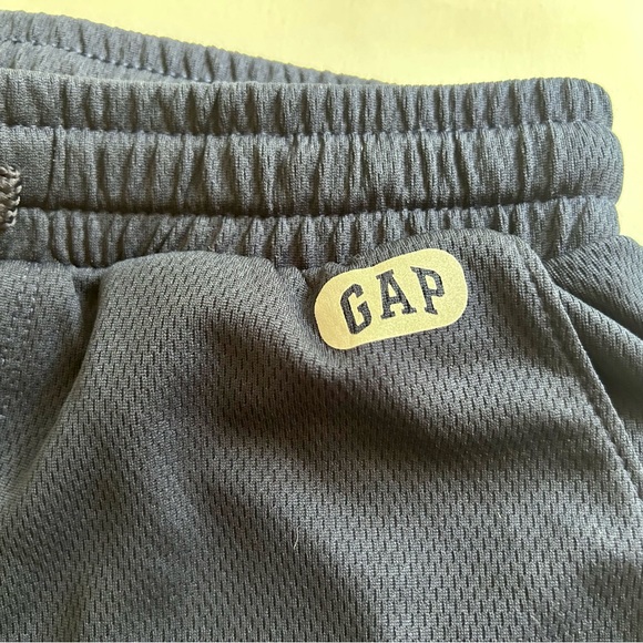 Gap fit navy Blue boys shorts-never worn - Picture 4 of 5